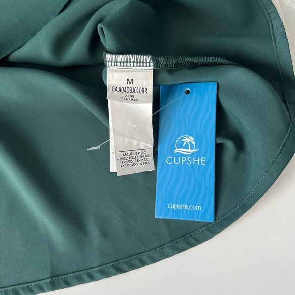 Cupshe Dark Green Long sleeved Blouse - M - NWT - Picture 5 of 8